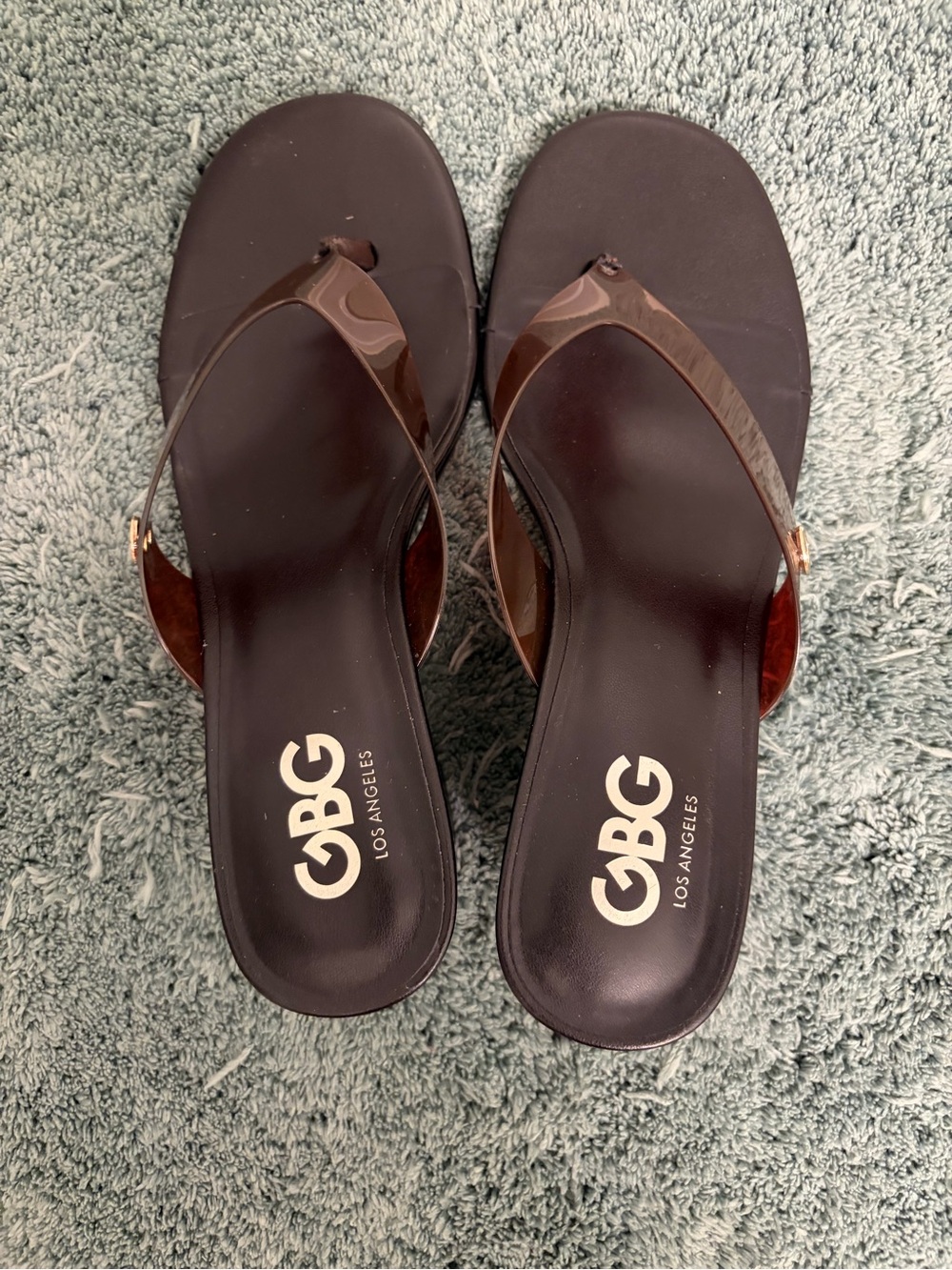 GBG Wedge Sandals (Women’s SIZE 8) ✨✨